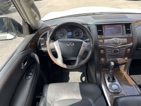 Used 2017 INFINITI QX80 2WD image 2