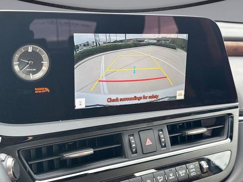 Used 2025 Lexus ES 350 w/ Premium Package FWD image 24