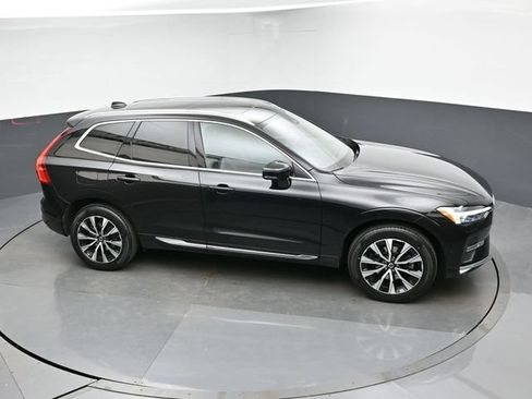 Used 2023 Volvo XC60 B5 Plus AWD/4WD image 44