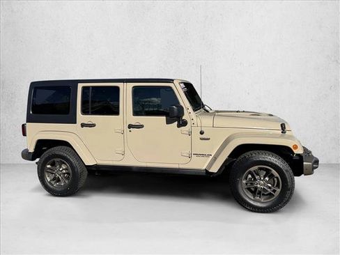 Used 2016 Jeep Wrangler Unlimited Sahara AWD/4WD image 4