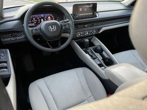 Used 2023 Honda Accord LX image 24