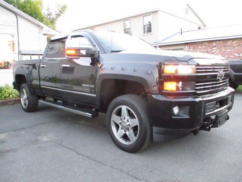 Used 2015 Chevrolet Silverado 2500 LTZ w/ Custom Sport Edition image 5