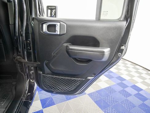 Used 2021 Jeep Wrangler Unlimited Sport AWD/4WD image 15