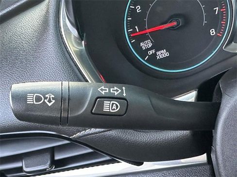 Certified 2023 Chevrolet Traverse LT w/ Rear Camera Mirror Package image 35