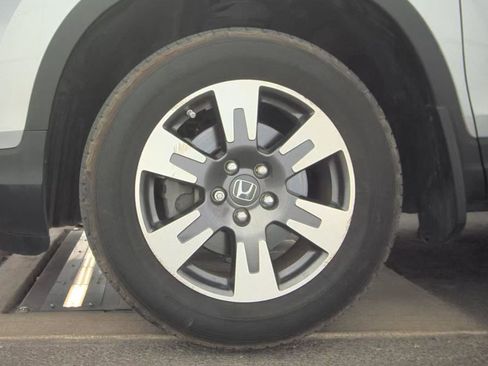Used 2017 Honda Ridgeline RTL-T image 12