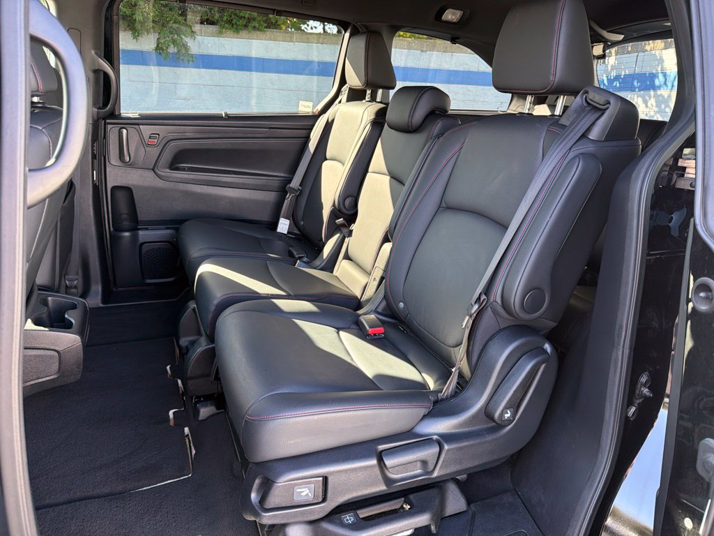 Certified 2025 Honda Odyssey Sport-L image 19