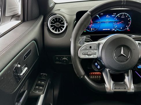 Used 2023 Mercedes-Benz GLB 35 AMG 4MATIC image 10