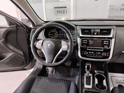 Used 2018 Nissan Altima 2.5 SV image 26