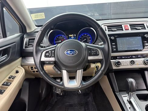 Used 2015 Subaru Legacy 2.5i Premium w/ Moonroof Package AWD/4WD image 8
