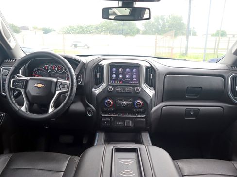Used 2021 Chevrolet Silverado 1500 LTZ image 16