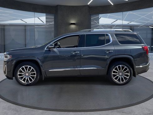 Certified 2021 GMC Acadia Denali w/ Denali Ultimate Package AWD/4WD image 3