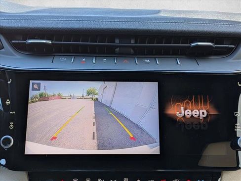 New 2026 Jeep Grand Cherokee Limited AWD/4WD image 14