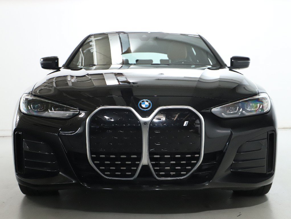 Used 2024 BMW i4 xDrive40i w/ M Sport Package AWD/4WD image 6