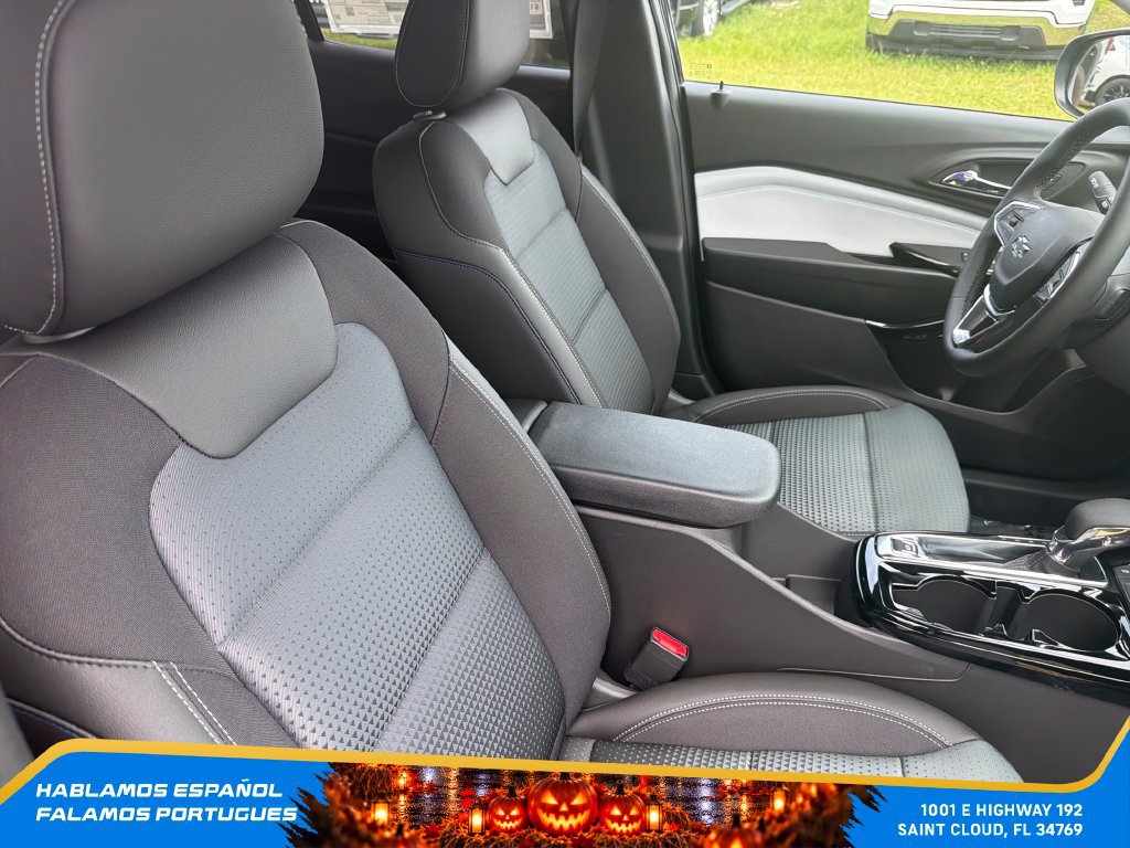 New 2026 Chevrolet Trax LT w/ Driver Confidence Package FWD image 28