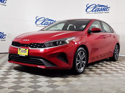 Used 2023 Kia Forte LXS image 5