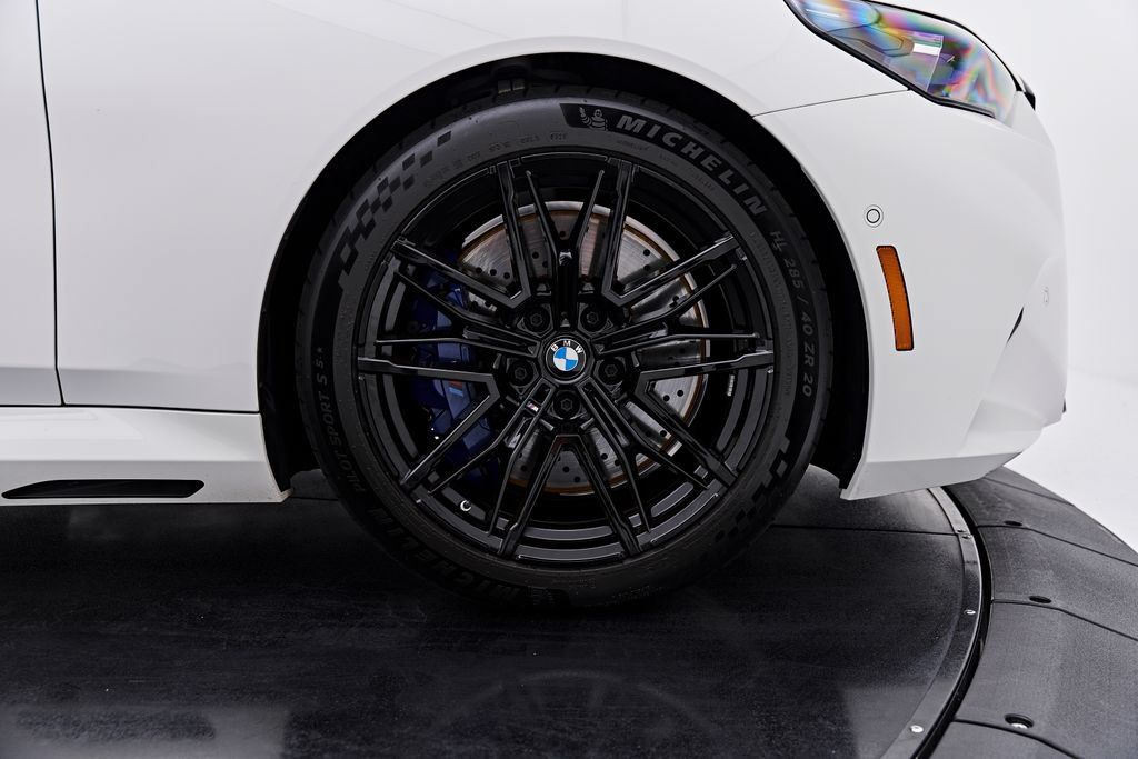 Used 2026 BMW M5 w/ Carbon Package AWD/4WD image 30
