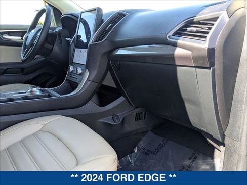 Used 2024 Ford Edge SEL w/ Convenience Package image 23