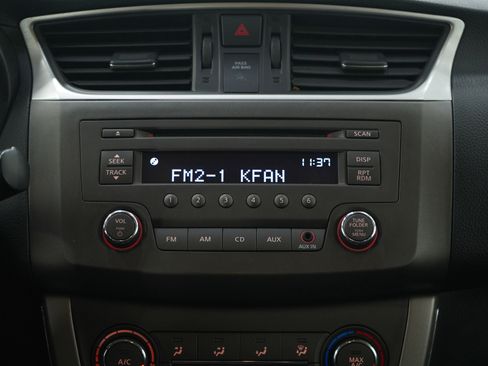 Used 2014 Nissan Sentra SV image 16