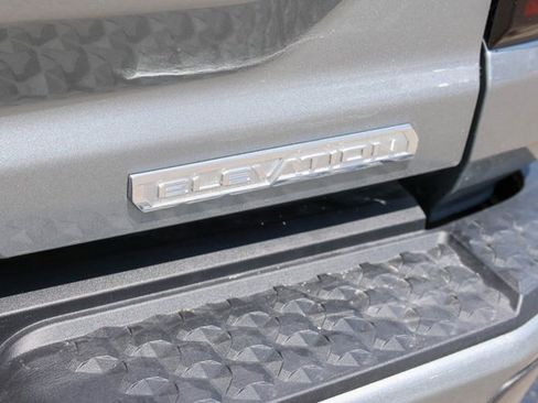 New 2025 GMC Canyon Elevation w/ Convenience Package image 5