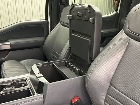 Used 2026 Ford F450 Platinum w/ FX4 Off-Road Package AWD/4WD image 30