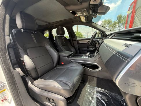 Used 2025 Jaguar F-PACE R-Dynamic S AWD/4WD image 22