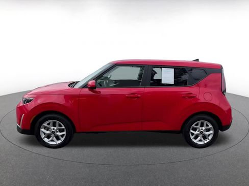 Used 2025 Kia Soul LX w/ LX Technology Package image 8