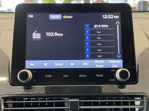 Used 2024 Mitsubishi Eclipse Cross SE image 19