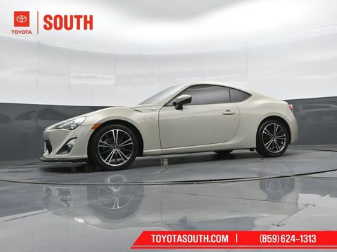 Used 2016 Scion FR-S image 28