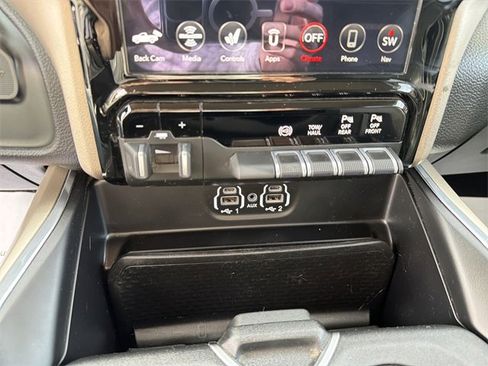 Used 2021 RAM 2500 Laramie image 22