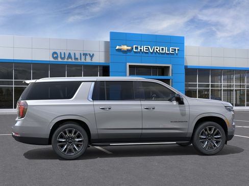 New 2026 Chevrolet Suburban LS w/ LS Custom Edition RWD image 29