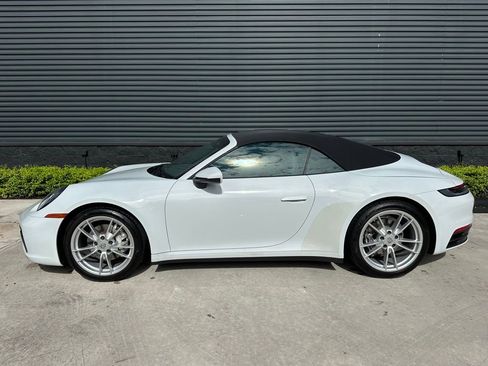 Used 2020 Porsche 911 Carrera image 2