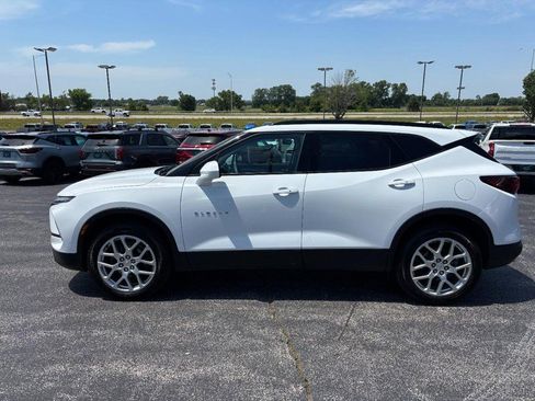 Certified 2024 Chevrolet Blazer LT w/ Convenience Package FWD image 2