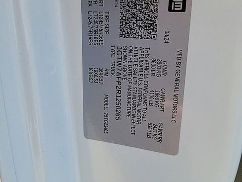 Used 2024 GMC Savana 2500 w/ Driver Convenience Package RWD image 34