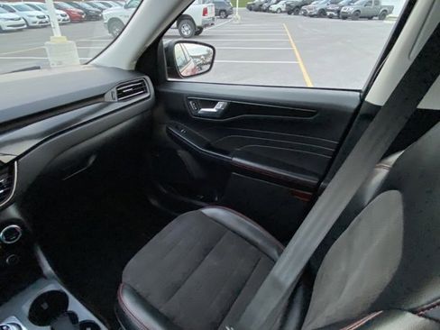 Used 2021 Ford Escape SEL w/ SEL Stealth AWD Package image 27