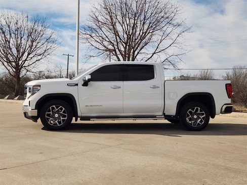 Used 2023 GMC Sierra 1500 SLT image 4