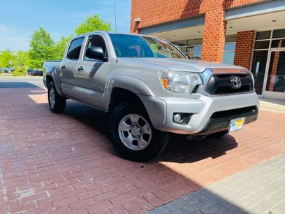 Used 2013 Toyota Tacoma 4x4 Double Cab w/ TRD Off-Road Pkg