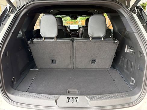 Used 2025 Ford Explorer ST image 36