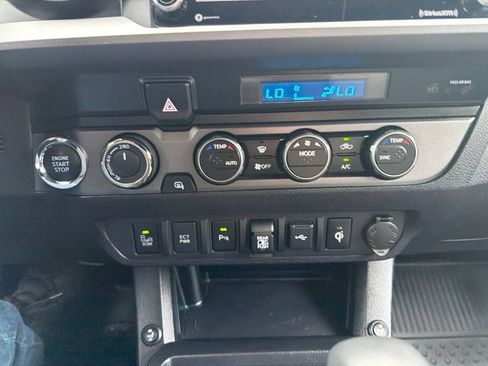 Certified 2021 Toyota Tacoma TRD Sport w/ Technology Package AWD/4WD image 28