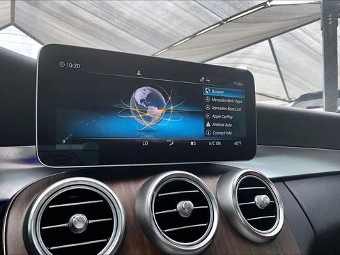 Used 2019 Mercedes-Benz C 300 Sedan image 33