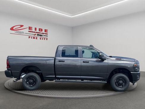 New 2026 RAM 2500 Tradesman AWD/4WD image 6
