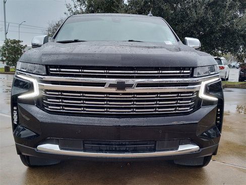 Used 2021 Chevrolet Tahoe Premier w/ Premium Package image 18