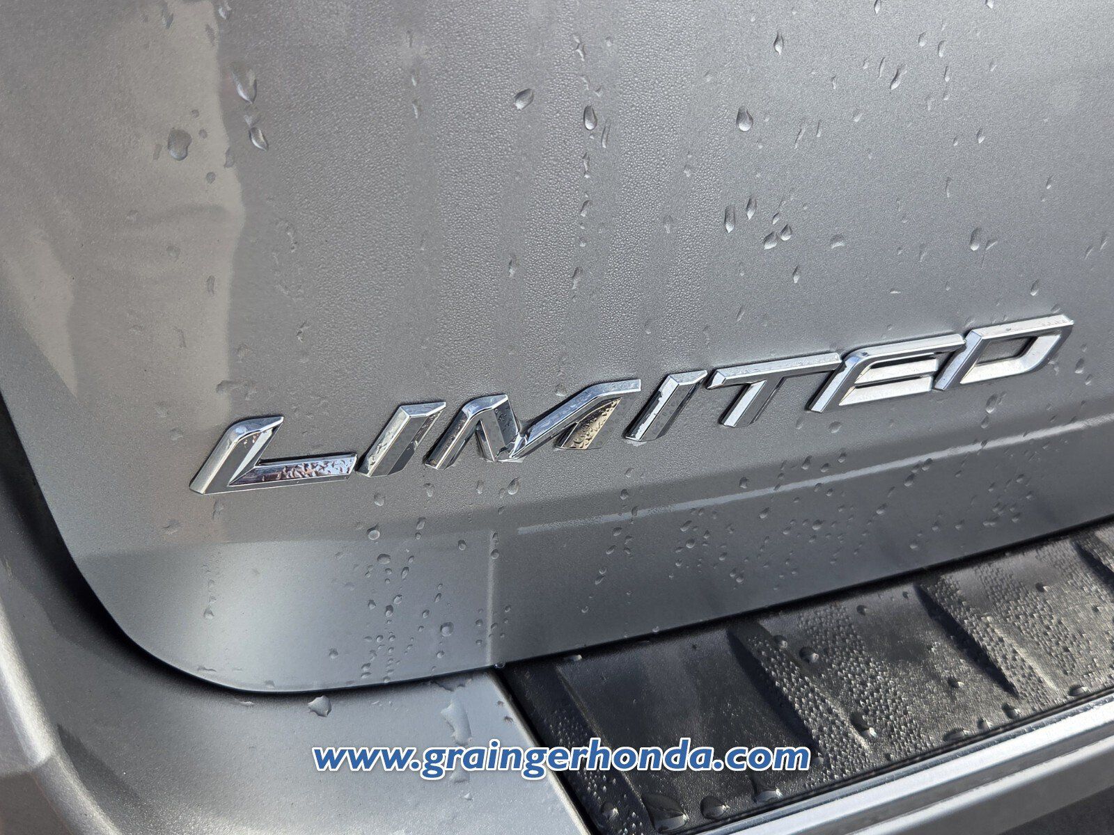 Used 2023 Ford Explorer Limited RWD image 11