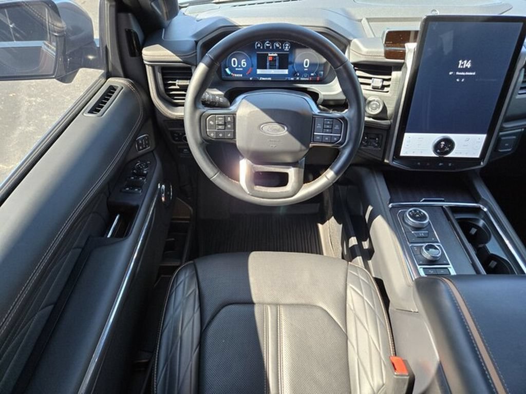 Certified 2024 Ford Expedition Platinum AWD/4WD image 16