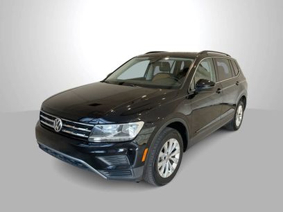 Used 2019 Volkswagen Tiguan SE w/ Panoramic Sunroof Package