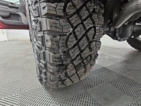 Used 2024 GMC Sierra 1500 AT4X image 45