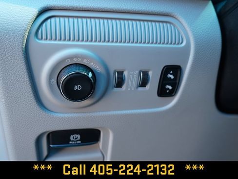 Used 2024 Jeep Wagoneer Series II w/ Flexible Seating Group RWD image 33