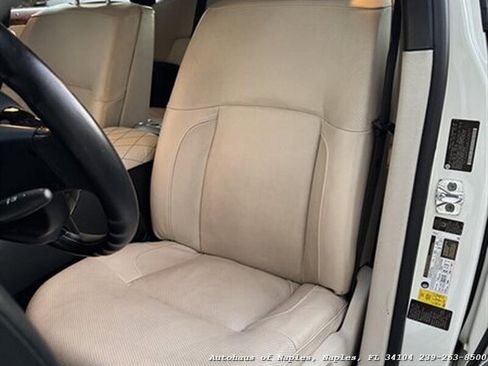Used 2010 Rolls-Royce Ghost RWD image 27