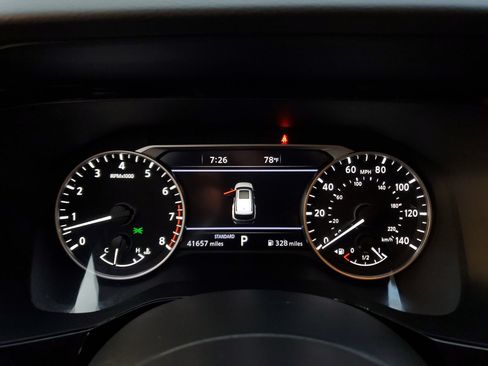 Used 2025 Nissan Pathfinder SL FWD image 30