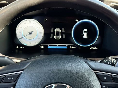 Used 2023 Hyundai Santa Fe SEL w/ Premium Package image 18