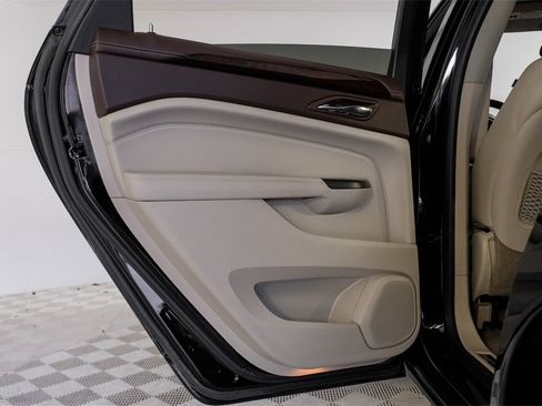 Used 2016 Cadillac SRX Luxury w/ Driver Awareness Package image 43